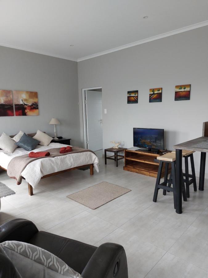 Silver Oaks Airbnb Langebaan Kültér fotó
